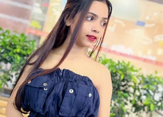 Girl for Dating in Bangalore